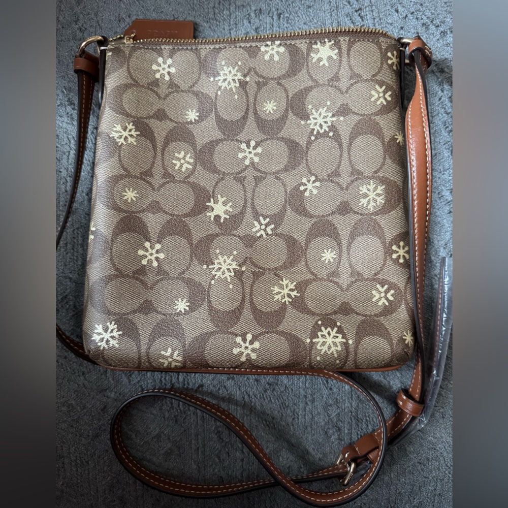 COACH Mini Rowan File Bag in Signature Canvas With Snowflake Print NWT $278 MSRP - Picture 6 of 8